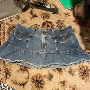 mini blue jean 10 inch skirt!! good condition size extra small - small